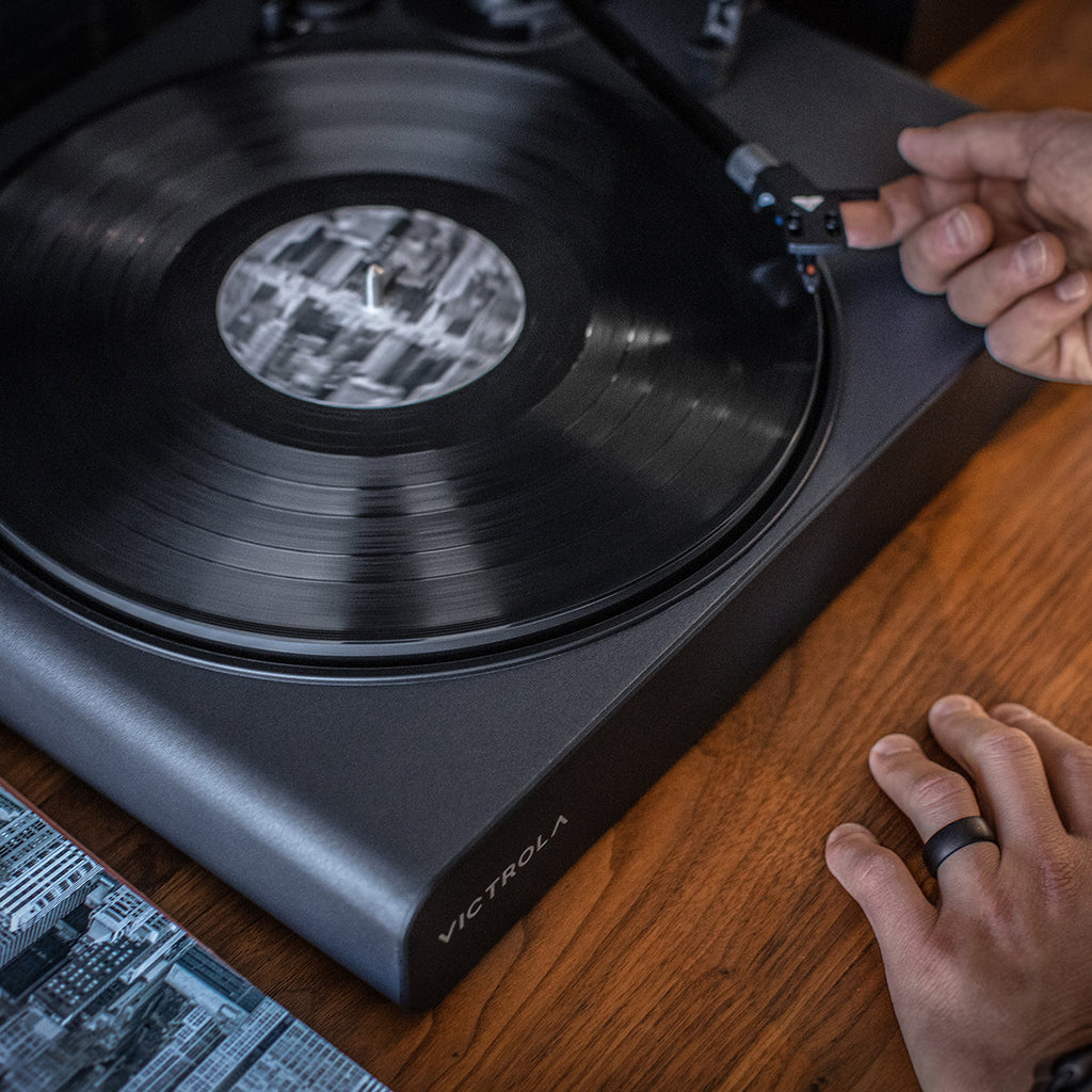 Stream Onyx WiFi and Bluetooth Turntable (Works with Sonos)-Classic Vinyl Record