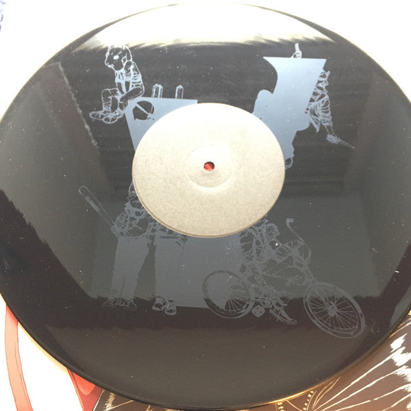 Villains | Mint (M) Mint (M)-Classic Vinyl Record