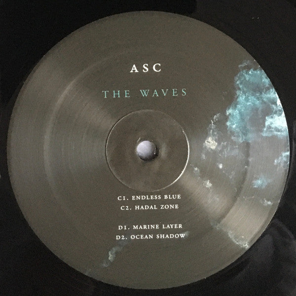 The Waves | Mint (M) Mint (M)-Classic Vinyl Record