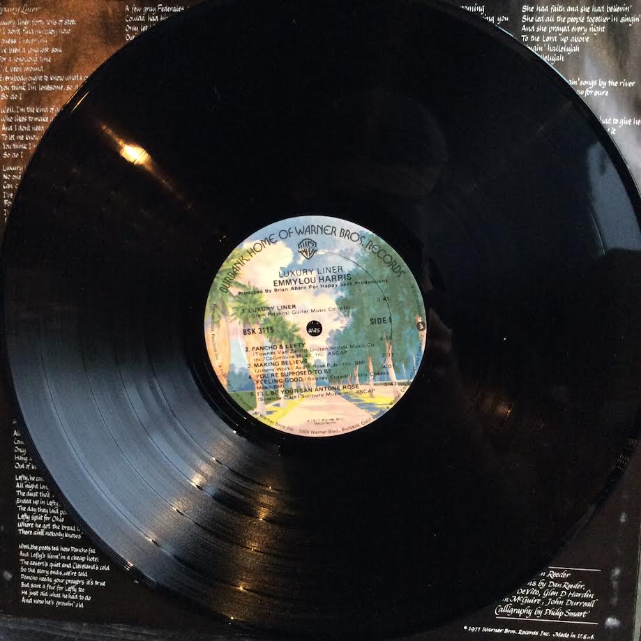 Emmylou Harris - Luxury Liner (VINYL) | Near Mint (NM) Near Mint (NM)-Classic Vinyl Record