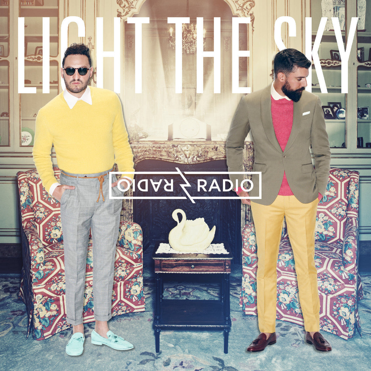 Radio Radio - Light the Sky (CD) |-Classic Vinyl Record