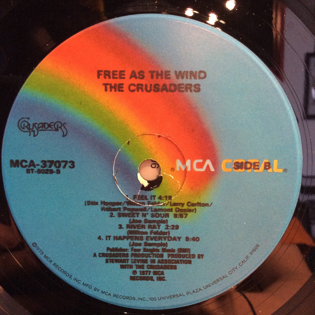 The Crusaders - Free As The Wind (VINYL) | Excellent+ (EX+) Excellent (EX)-Classic Vinyl Record