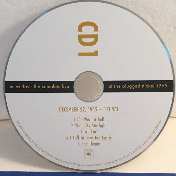 Miles Davis - The Complete Live At The Plugged Nickel 1965 (8x CD BOX SET WITH BOOKLET) | Near Mint (NM) Near Mint (NM)-Classic Vinyl Record