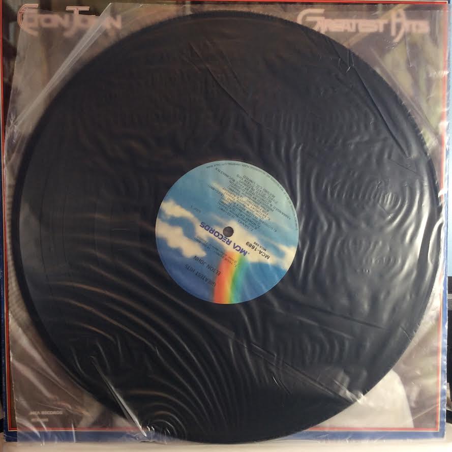 Elton John - Greatest Hits (VINYL) | Near Mint (NM) Excellent+ (EX+)-Classic Vinyl Record