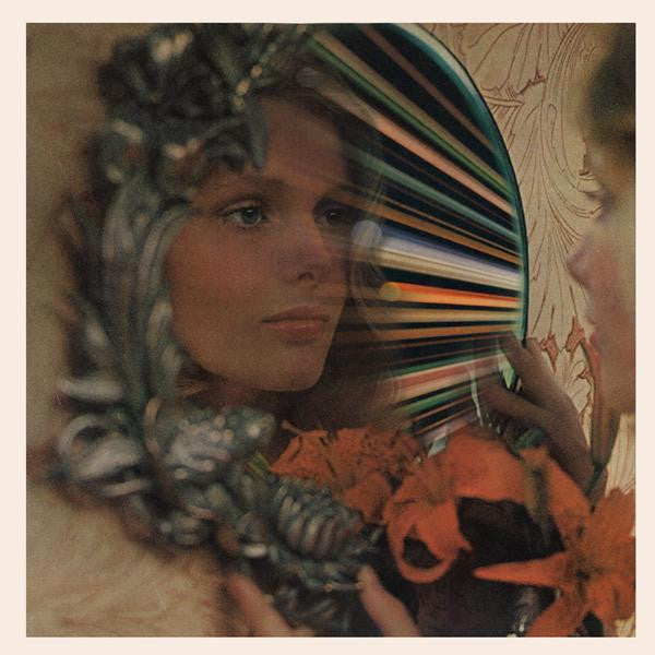 Vague Angels - Themepark Ashtray in Ashtray Themepark 7" (Vinyl) | Mint (M) Mint (M)-Classic Vinyl Record