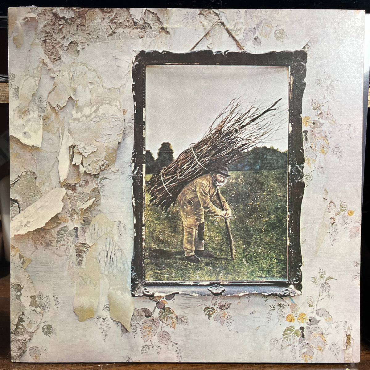 Led Zeppelin - Untitled (VINYL) | Near Mint- (NM-) Near Mint (NM)-Classic Vinyl Record